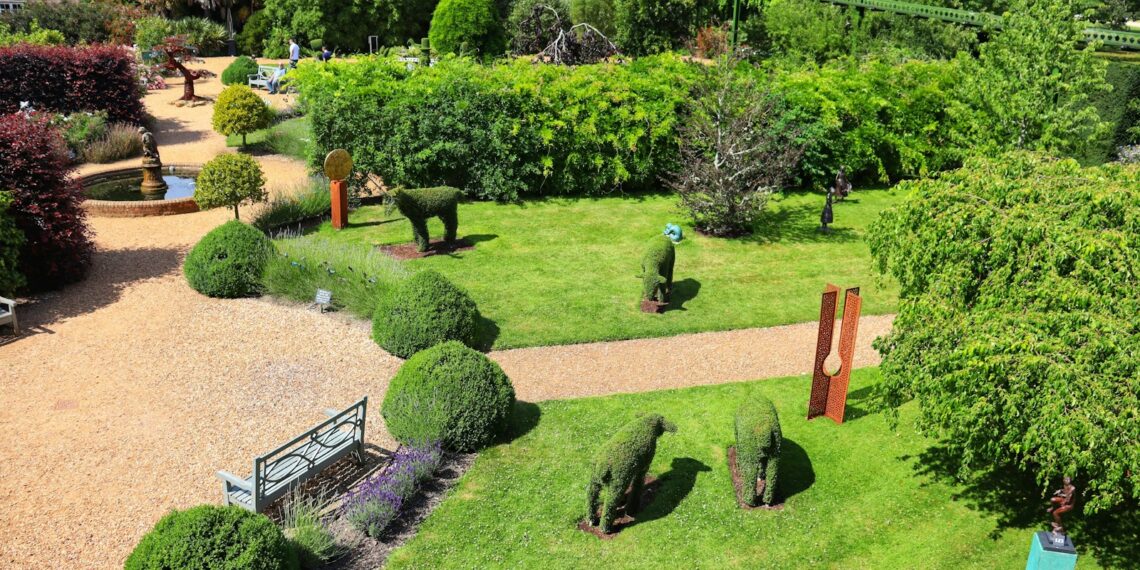 two animal topiary